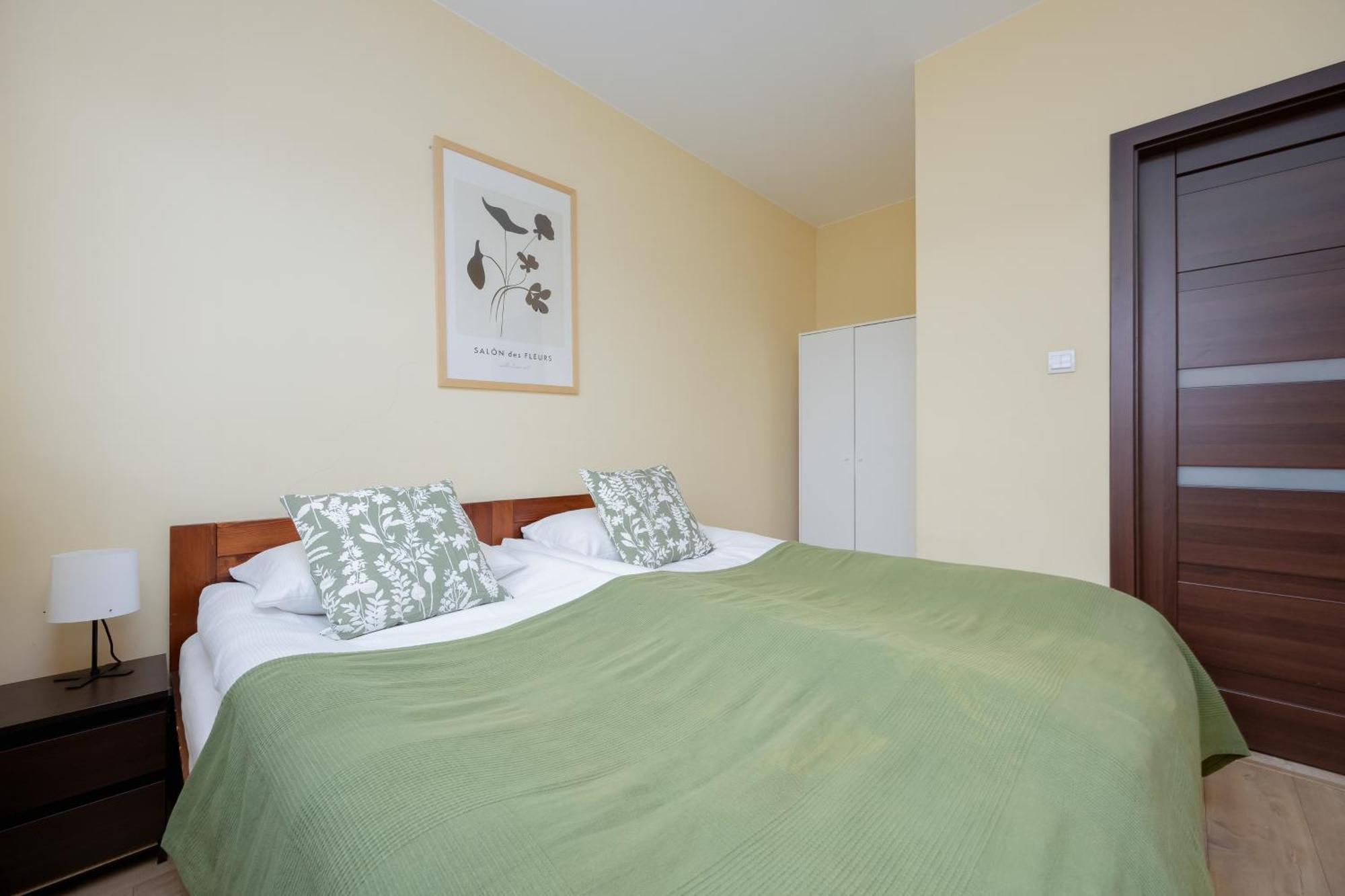 Modern In The Center Of By Renters