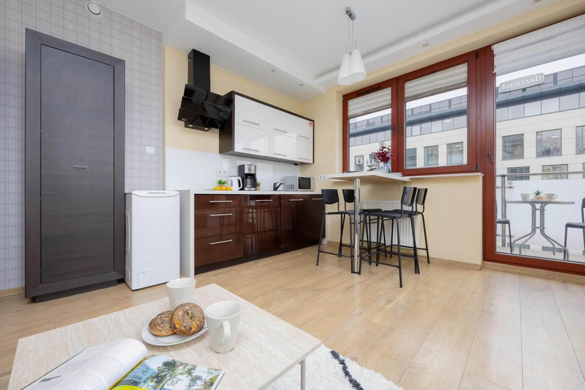 Modern In The Center Of By Renters Apartment Warsaw