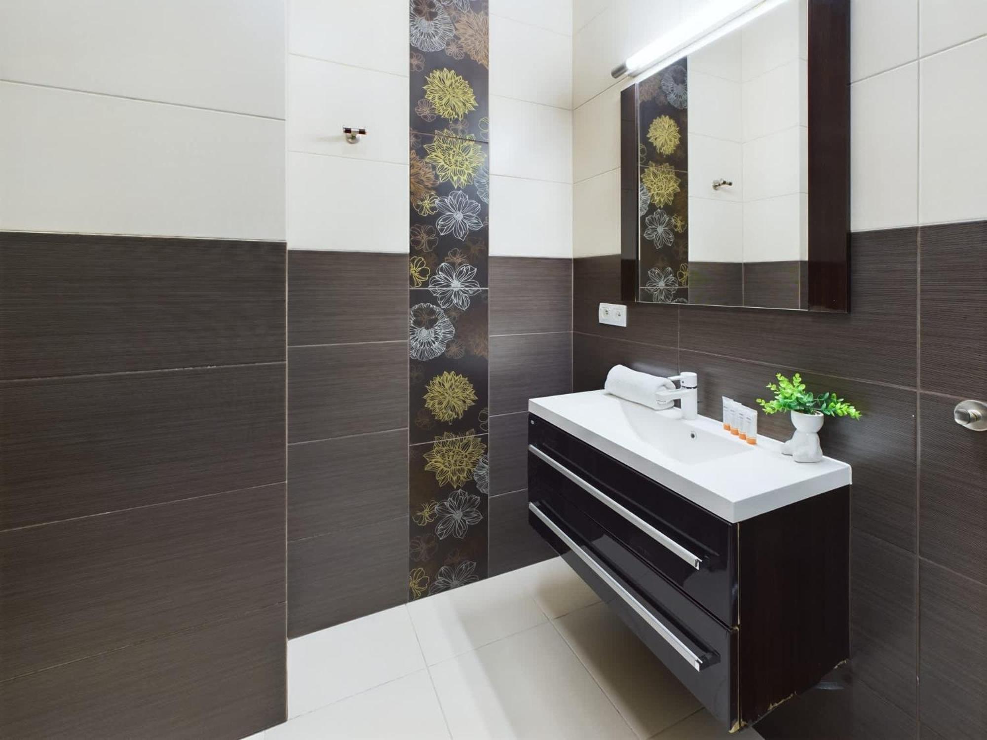 Modern In The Center Of By Renters Apartment Warsaw